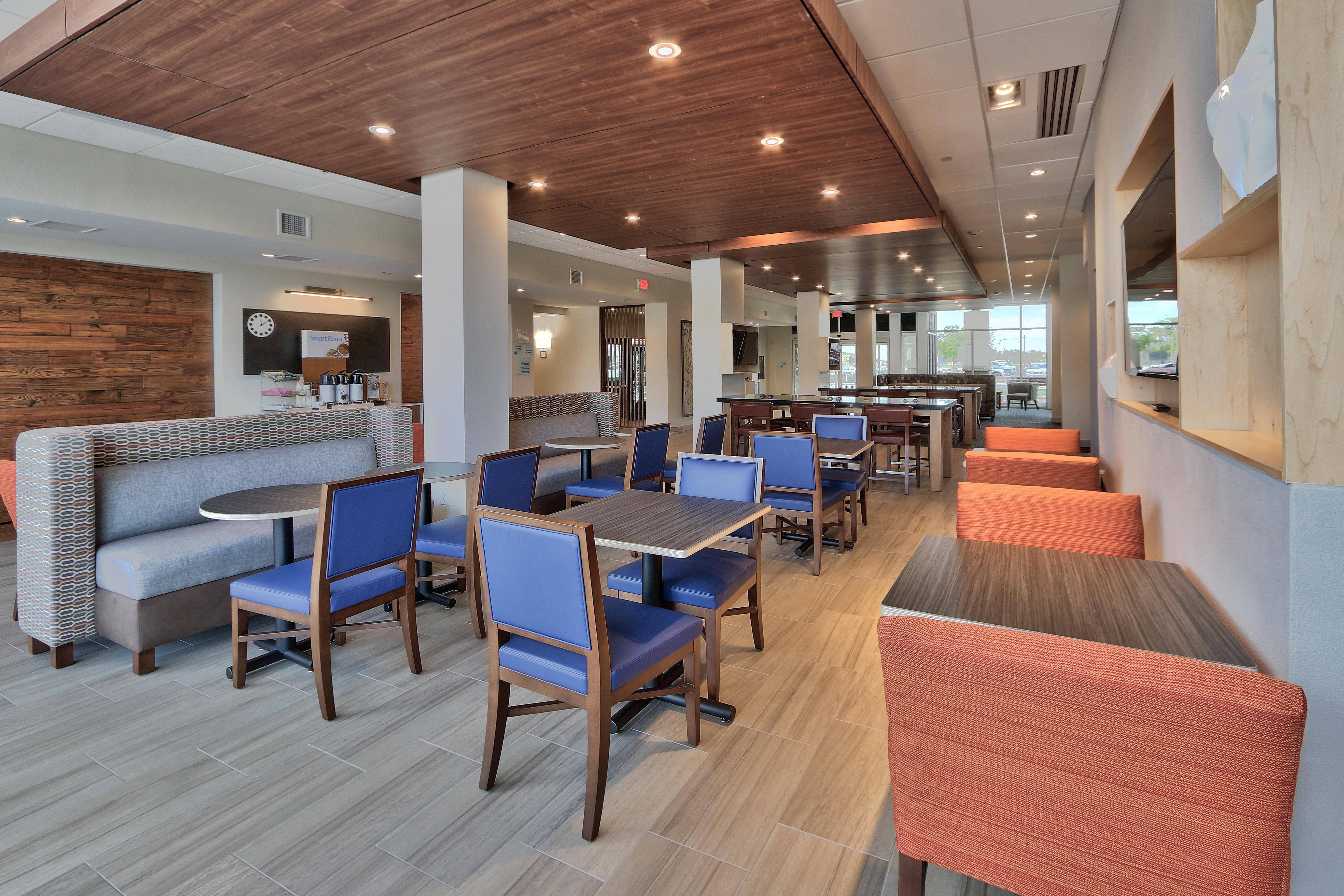 Holiday Inn Express & Suites - Roswell By Ihg Εξωτερικό φωτογραφία